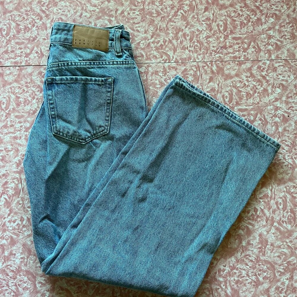 Pacsun low-rise baggy jeans